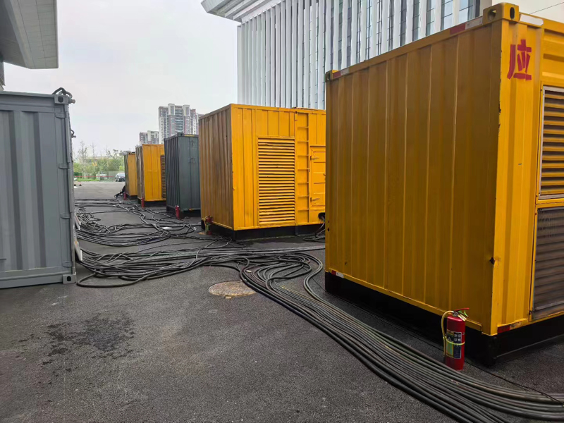 青岛不同季节柴油发电机组保养有哪些注意事项?