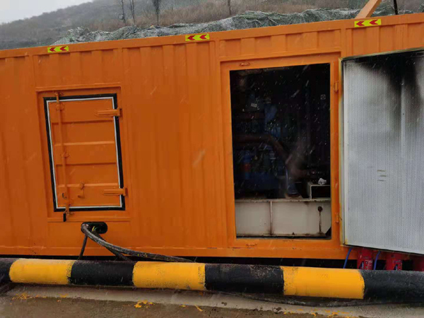 青岛发电车出租-应急柴油发电机组选什么样的比较好?